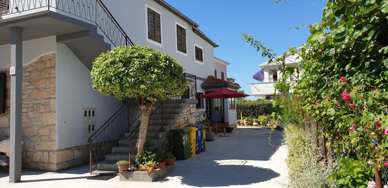 Appartement Latis à Rovinj Extérieur photo